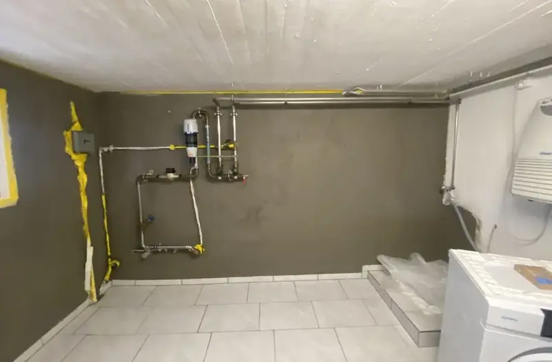Cantina impermeabilizzata con pareti rinnovate